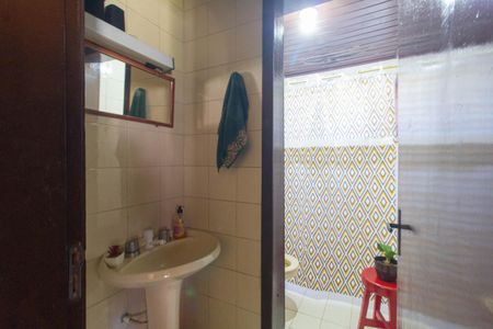 Casa à venda com 243m², 4 quartos e 3 vagasLavabo