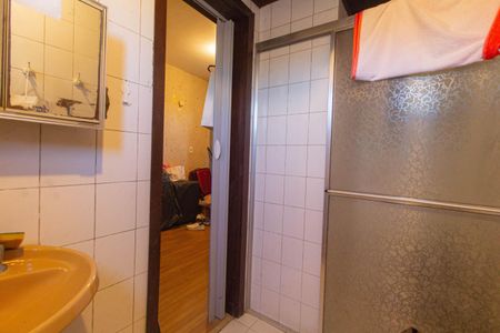 Casa à venda com 243m², 4 quartos e 3 vagasBanheiro de serviço