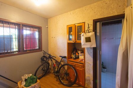 Casa à venda com 243m², 4 quartos e 3 vagasQuarto de Serviço