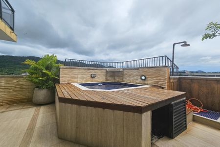 Apartamento para alugar com 240m², 3 quartos e 2 vagas Apartamento para alugar com 240m², 3 quartos e 2 vagasÁrea comum