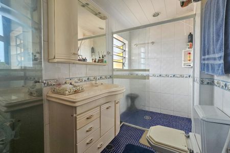 Apartamento para alugar com 240m², 3 quartos e 2 vagas Apartamento para alugar com 240m², 3 quartos e 2 vagasBanheiro da Suíte