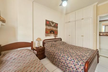 Apartamento para alugar com 240m², 3 quartos e 2 vagas Apartamento para alugar com 240m², 3 quartos e 2 vagasQuarto 1