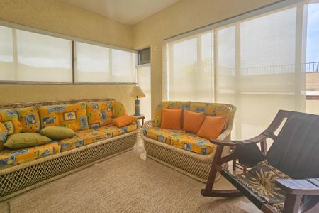 Apartamento para alugar com 240m², 3 quartos e 2 vagas Apartamento para alugar com 240m², 3 quartos e 2 vagasSala