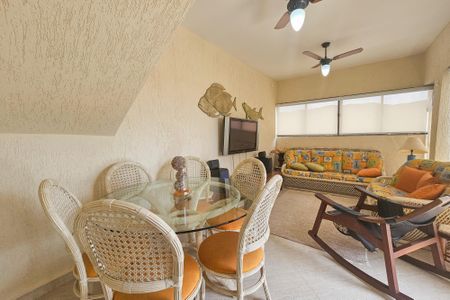 Apartamento para alugar com 240m², 3 quartos e 2 vagas Apartamento para alugar com 240m², 3 quartos e 2 vagasSala