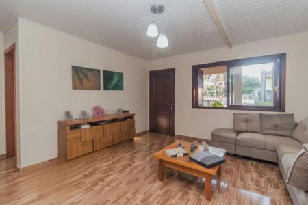 Casa à venda com 290m², 4 quartos e 2 vagasSala