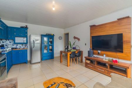 Casa à venda com 290m², 4 quartos e 2 vagasSala