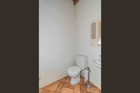 Casa à venda com 290m², 4 quartos e 2 vagasBanheiro