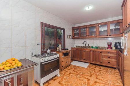 Cozinha de casa à venda com 4 quartos, 290m² em Tristeza, Porto Alegre