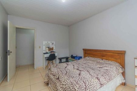 Casa à venda com 290m², 4 quartos e 2 vagasQuarto