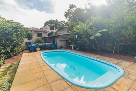 Casa à venda com 290m², 4 quartos e 2 vagasPiscina