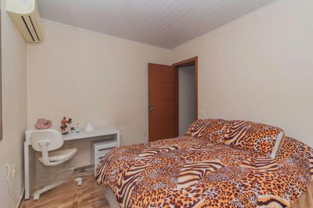 Casa à venda com 290m², 4 quartos e 2 vagasQuarto