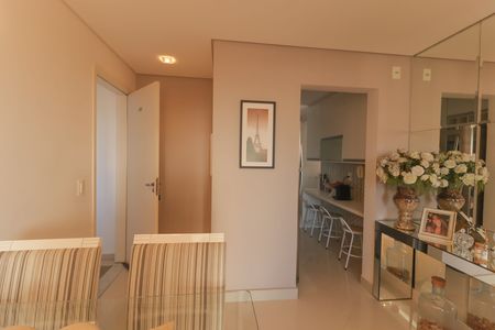 Apartamento para alugar com 78m², 2 quartos e 1 vaga Apartamento para alugar com 78m², 2 quartos e 1 vagaSala
