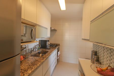 Apartamento para alugar com 78m², 2 quartos e 1 vaga Apartamento para alugar com 78m², 2 quartos e 1 vagaCozinha e Área de Serviço