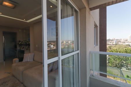 Apartamento para alugar com 78m², 2 quartos e 1 vaga Apartamento para alugar com 78m², 2 quartos e 1 vagaVaranda