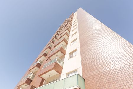 Apartamento para alugar com 78m², 2 quartos e 1 vaga Apartamento para alugar com 78m², 2 quartos e 1 vagaFachada