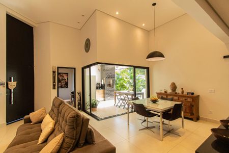 Casa de condomínio para alugar com 154m², 3 quartos e 2 vagas Casa de condomínio para alugar com 154m², 3 quartos e 2 vagasSala