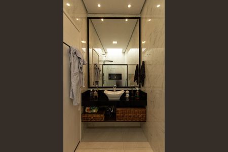 Casa de condomínio para alugar com 154m², 3 quartos e 2 vagas Casa de condomínio para alugar com 154m², 3 quartos e 2 vagasBanheiro Social