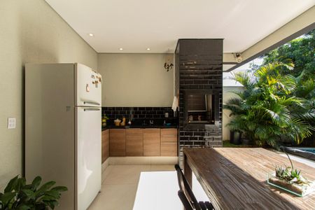 Casa de condomínio para alugar com 154m², 3 quartos e 2 vagas Casa de condomínio para alugar com 154m², 3 quartos e 2 vagasÁrea gourmet