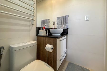 Apartamento à venda com 63m², 2 quartos e 2 vagasBanheiro Suíte