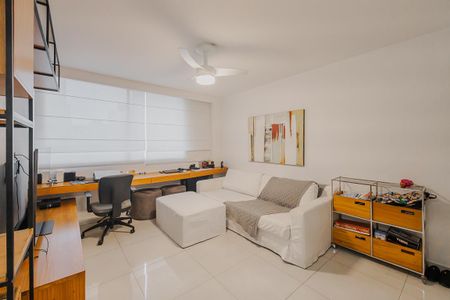 Apartamento à venda com 67m², 2 quartos e 1 vagaSala