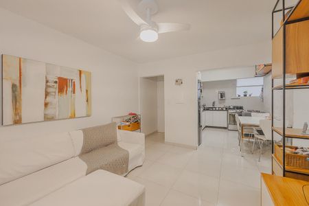 Apartamento à venda com 67m², 2 quartos e 1 vagaSala