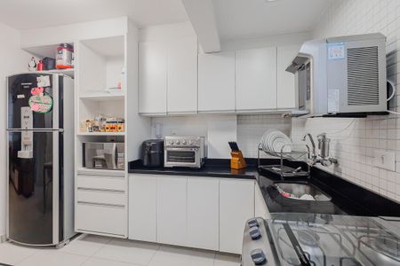 Apartamento à venda com 67m², 2 quartos e 1 vagaCozinha e Área de Serviço