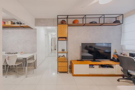 Apartamento à venda com 67m², 2 quartos e 1 vagaSala