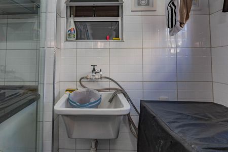Apartamento à venda com 69m², 2 quartos e 1 vagaÁrea de Serviço