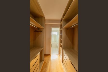 Apartamento para alugar com 185m², 3 quartos e 3 vagasCloset da suíte 3