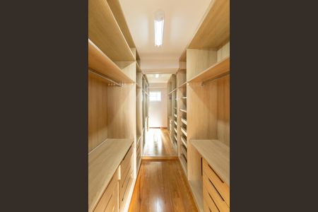 Apartamento para alugar com 185m², 3 quartos e 3 vagasCloset da suíte 3