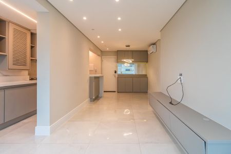 Apartamento à venda com 69m², 2 quartos e 2 vagas Apartamento à venda com 69m², 2 quartos e 2 vagasSala