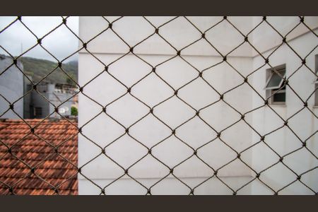 Apartamento à venda com 83m², 3 quartos e 1 vagaÁrea de Serviço Vista