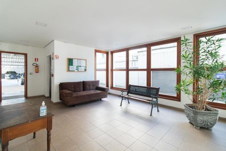 Apartamento à venda com 81m², 1 quarto e 1 vaga Apartamento à venda com 81m², 1 quarto e 1 vagaHall social