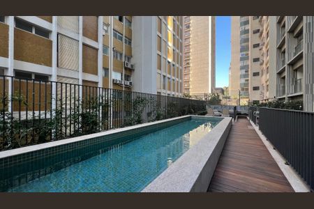 Studio à venda com 25m², 1 quarto e sem vagaÁrea comum - Piscina