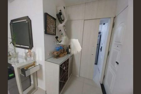 Apartamento à venda com 76m², 2 quartos e 1 vaga