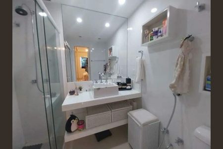 Apartamento à venda com 76m², 2 quartos e 1 vaga