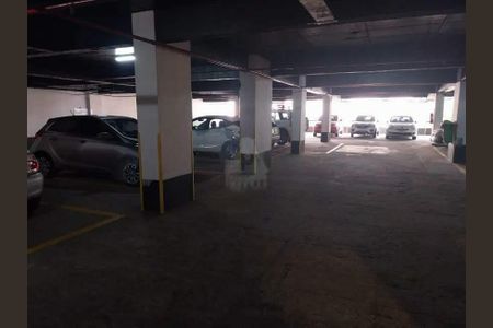 Apartamento à venda com 76m², 2 quartos e 1 vaga