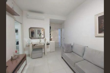 Apartamento à venda com 76m², 2 quartos e 1 vaga