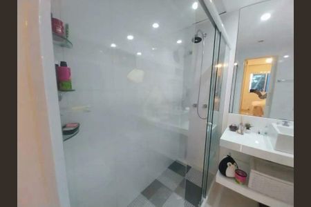 Apartamento à venda com 76m², 2 quartos e 1 vaga