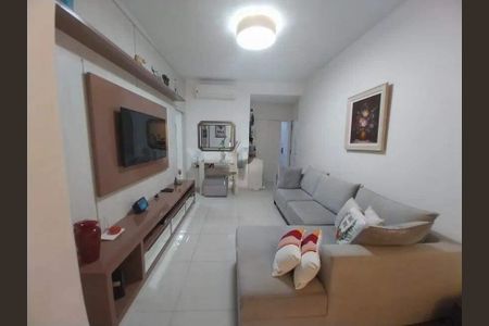 Apartamento à venda com 76m², 2 quartos e 1 vaga