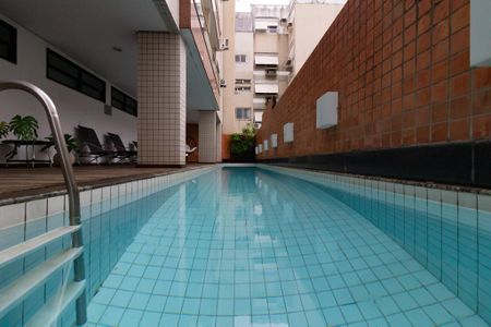 Apartamento à venda com 110m², 2 quartos e 1 vagaÁrea comum - Piscina