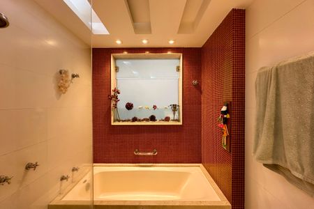 Apartamento à venda com 253m², 4 quartos e 1 vagaBanheiro Social