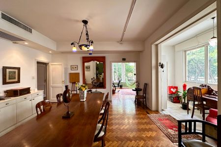 Apartamento à venda com 253m², 4 quartos e 1 vagaSala