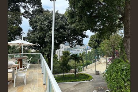 Apartamento à venda com 253m², 4 quartos e 1 vagaÁrea comum