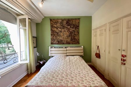 Apartamento à venda com 253m², 4 quartos e 1 vagaQuarto 1