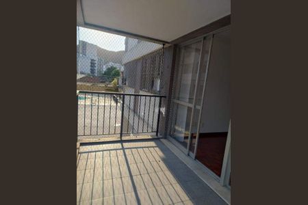 Apartamento à venda com 82m², 2 quartos e 1 vaga