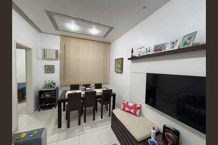 Apartamento à venda com 80m², 2 quartos e 1 vaga