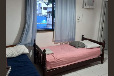 Casa à venda com 107m², 4 quartos e 1 vaga