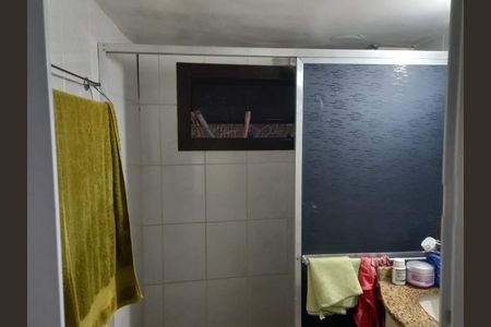 Casa à venda com 107m², 4 quartos e 1 vaga