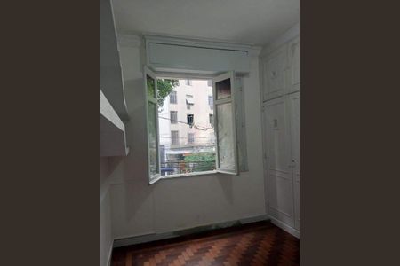 Apartamento à venda com 74m², 2 quartos e sem vaga